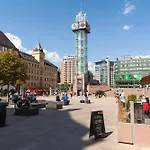 Modern & Bright Apartment In Central Oslo